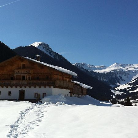 Alpenbauernhaus Vorderbrandthof Saalbach-Hinterglemm Exterior foto
